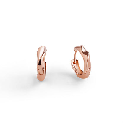 Twisted solid hoops