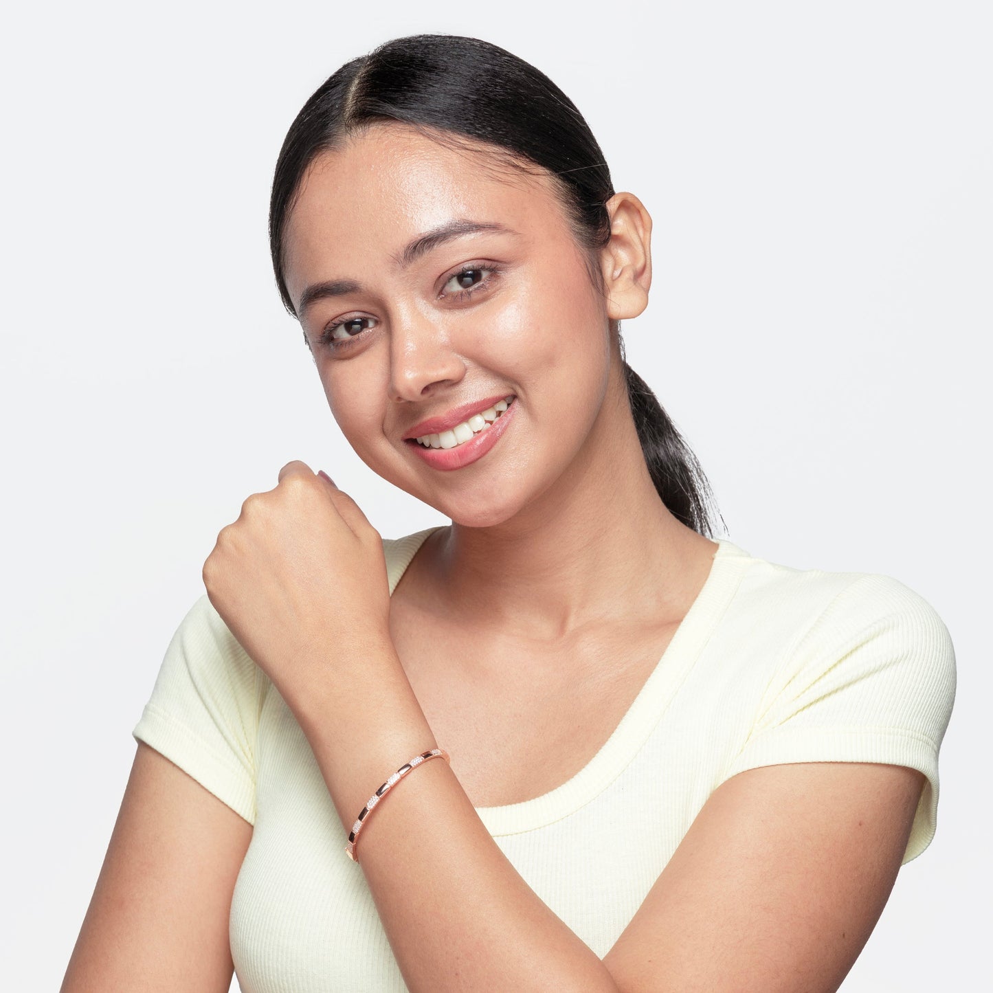 Pebble Oval Bangle